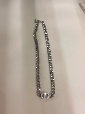 DD Silver Chain Necklace